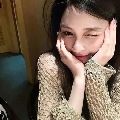 导购女郎海报