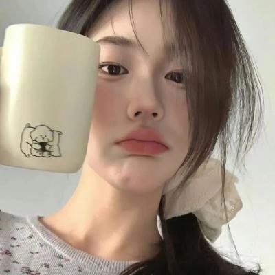 爱曲海报